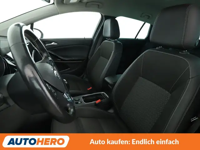 Opel Astra view 10
