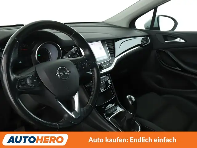 Opel Astra view 11