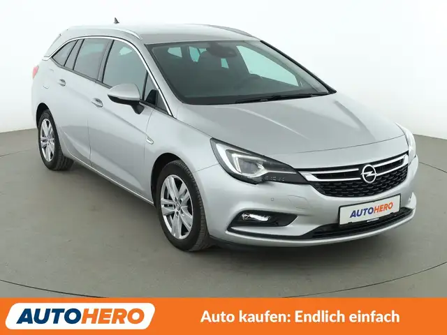 Opel Astra view 8
