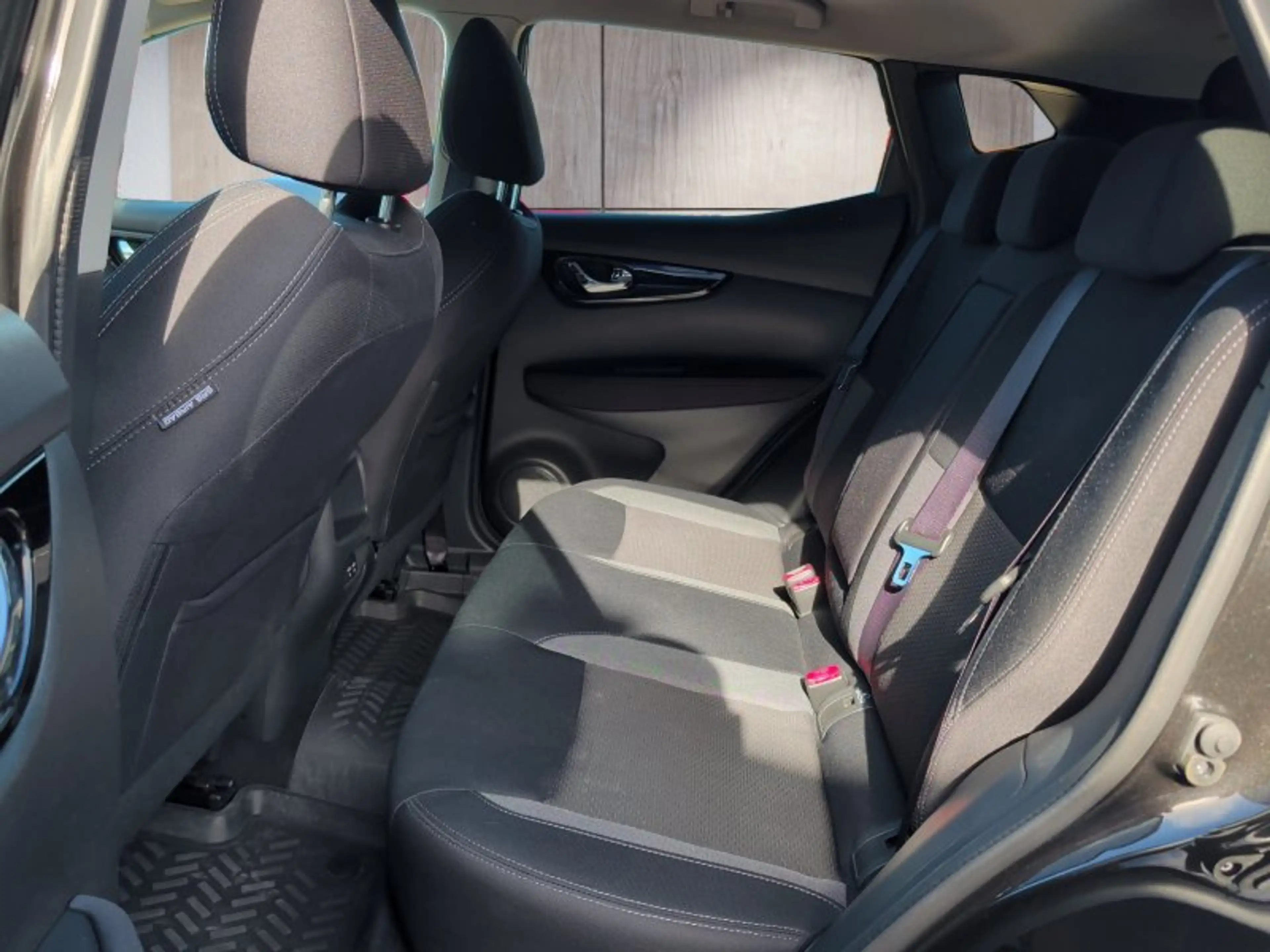 Nissan Qashqai 1.3 DIG-T  N-Connecta — photo 13