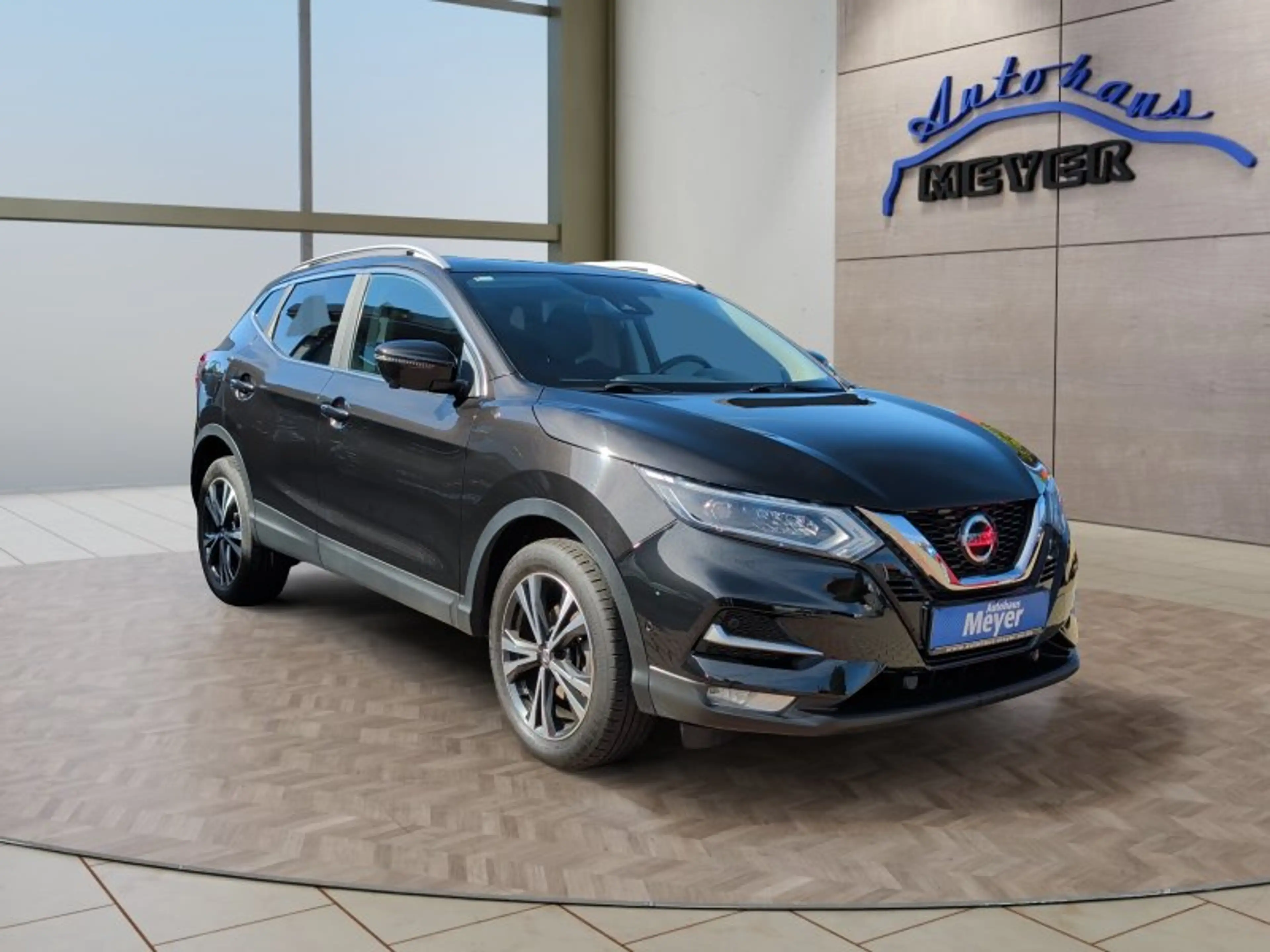 Nissan Qashqai 1.3 DIG-T  N-Connecta — photo 7