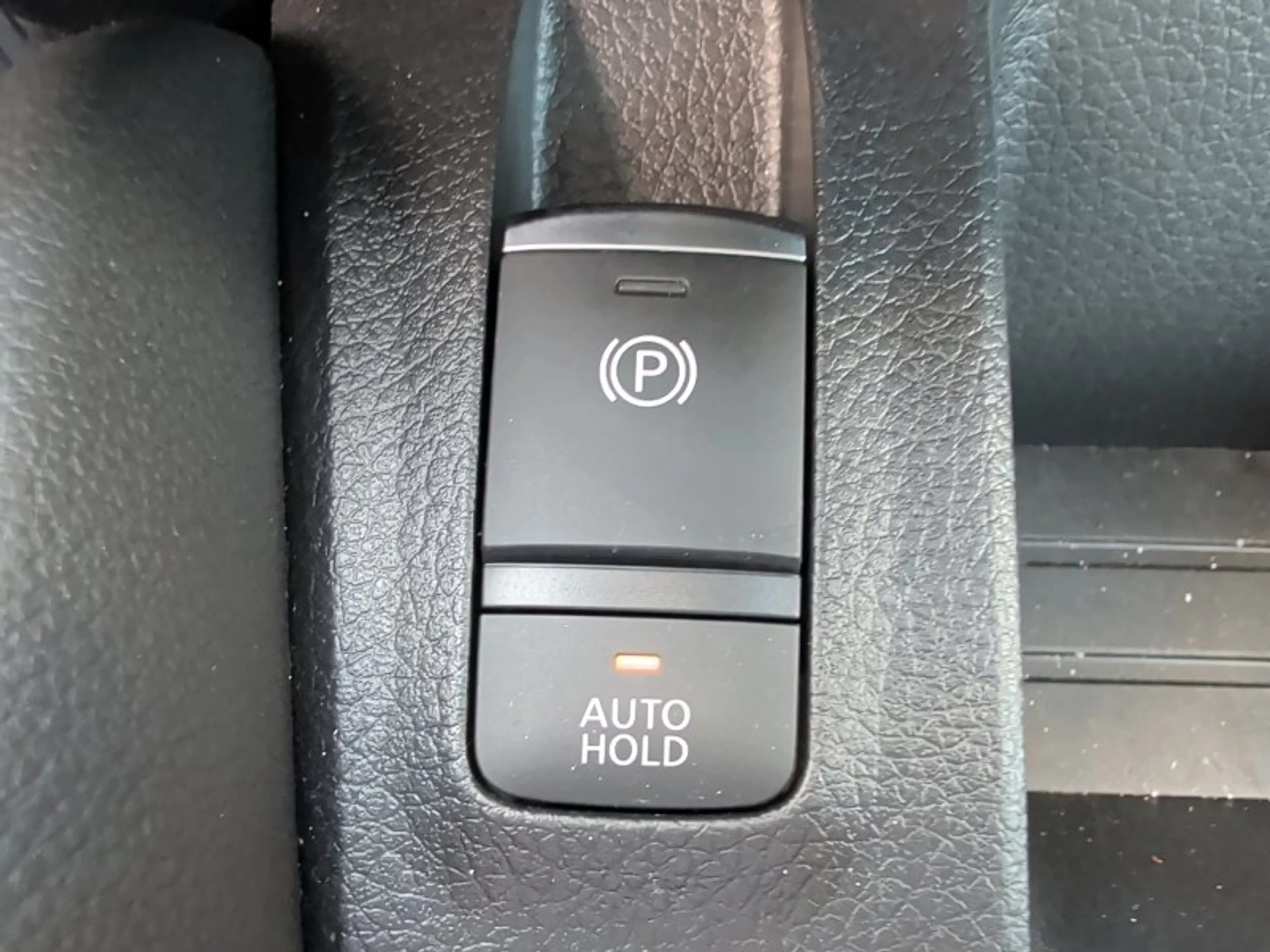 Nissan Qashqai 1.3 DIG-T  N-Connecta — photo 27