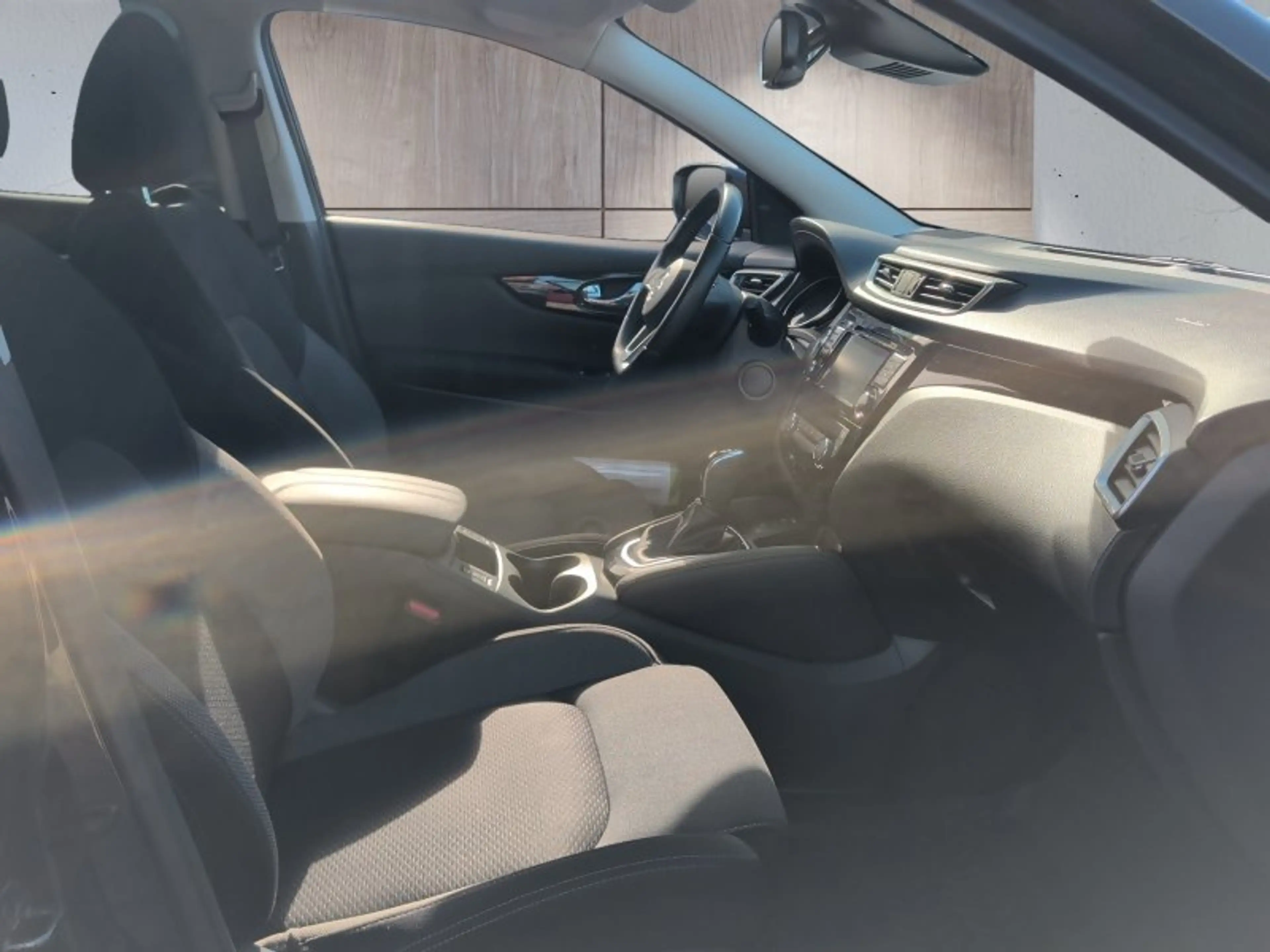 Nissan Qashqai 1.3 DIG-T  N-Connecta — photo 15