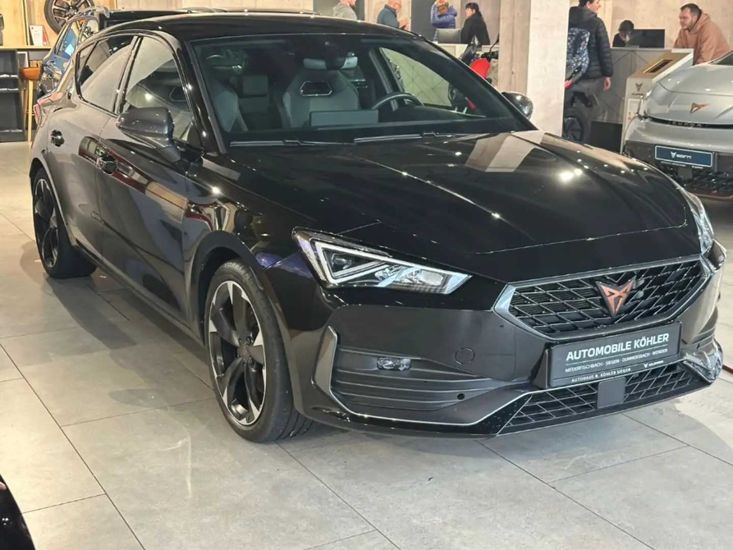 CUPRA Leon e-HYBRID 1.4 AD Navi LED ACC Apple CarPlay Schwarz - 2