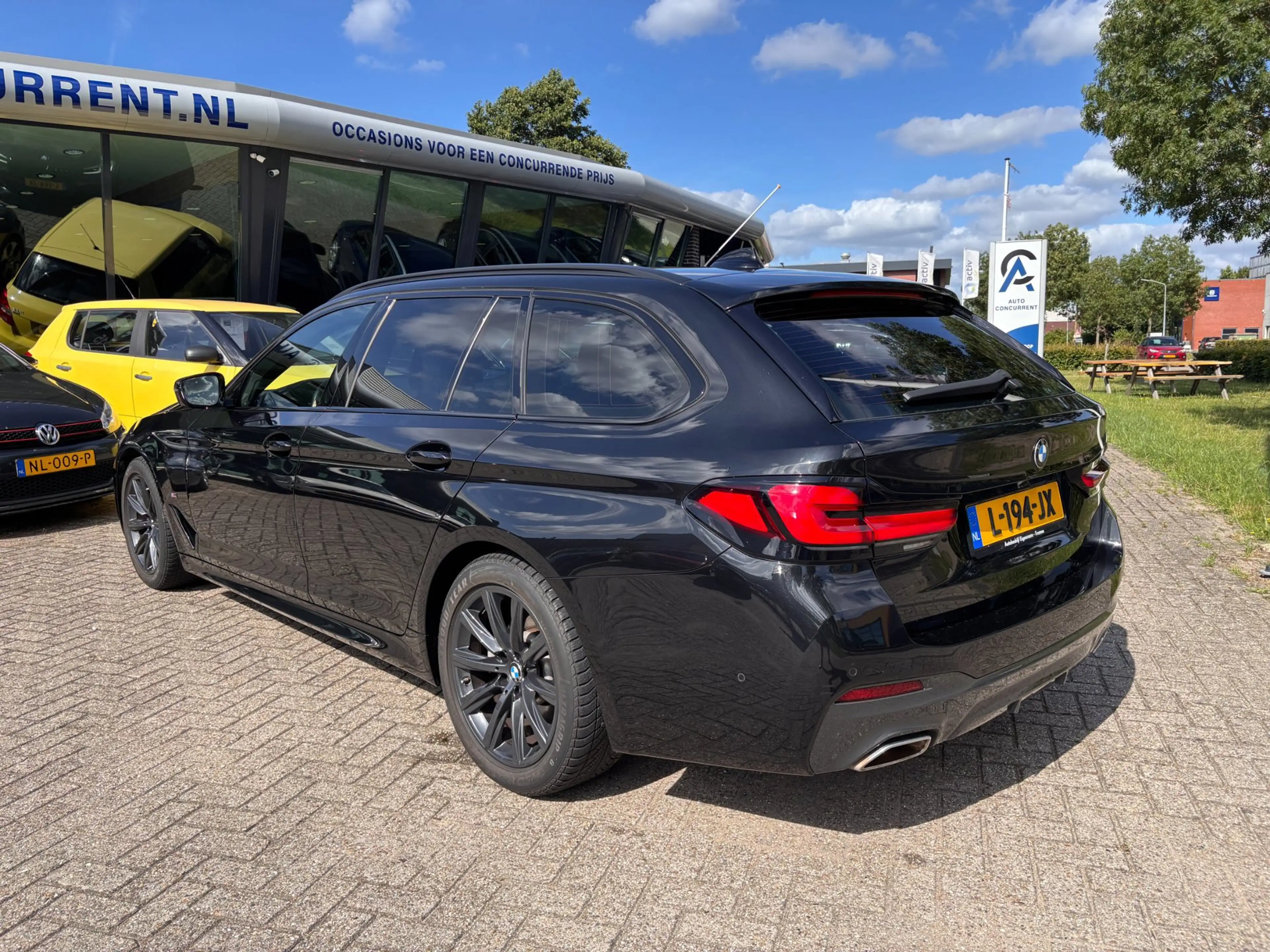 BMW 520 5-serie Touring 520i High Executive Edition M-pakk — photo 3