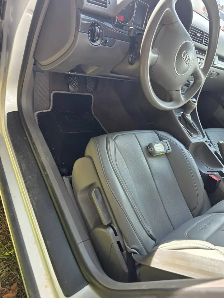 Audi A4 2.0, foto 3