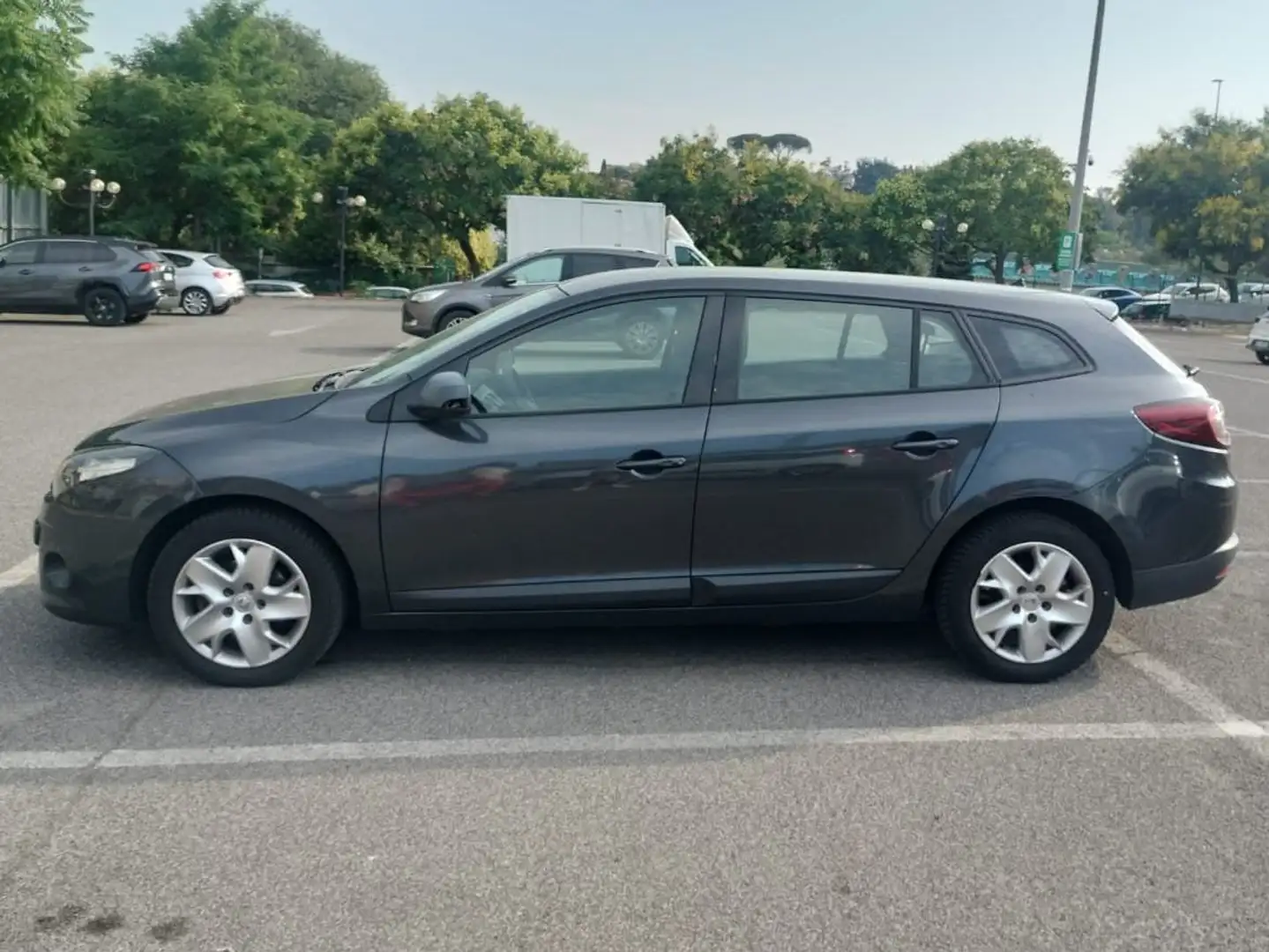 Renault Megane Megane III 2008 SporTour 1.5 dci 110cv Nero - 2
