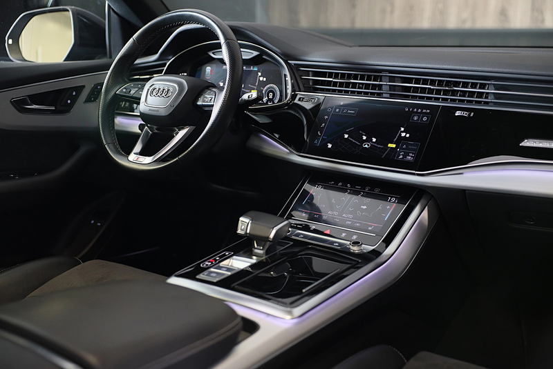 Audi Q8 60 TFSI e Quattro RSQ8 Look / Luchtvering / Acc / — photo 6