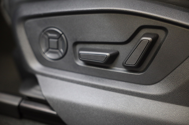 Audi Q8 60 TFSI e Quattro RSQ8 Look / Luchtvering / Acc / — photo 25
