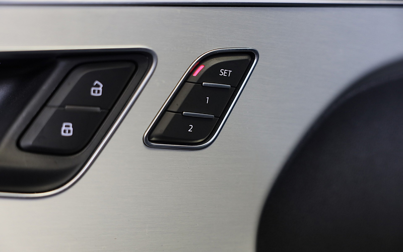 Audi Q8 60 TFSI e Quattro RSQ8 Look / Luchtvering / Acc / — photo 11