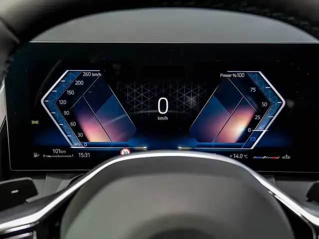 BMW X3 view 11