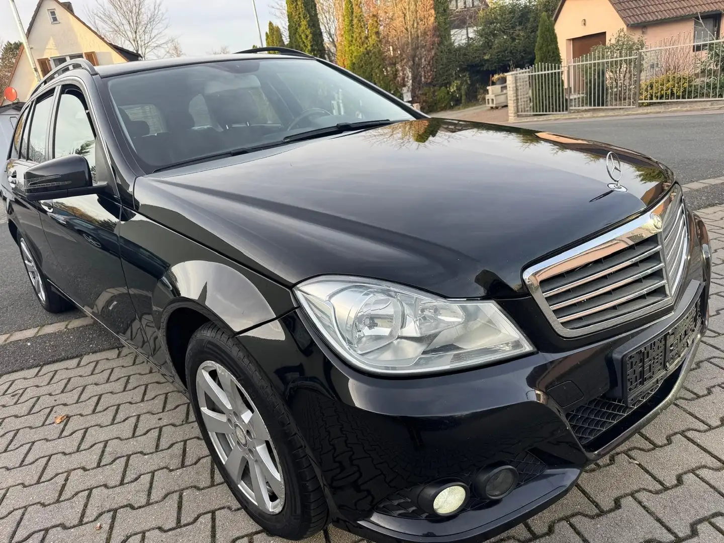 Mercedes-Benz C 180 C 180 T CDI BlueEfficiency (204.200) Schwarz - 1