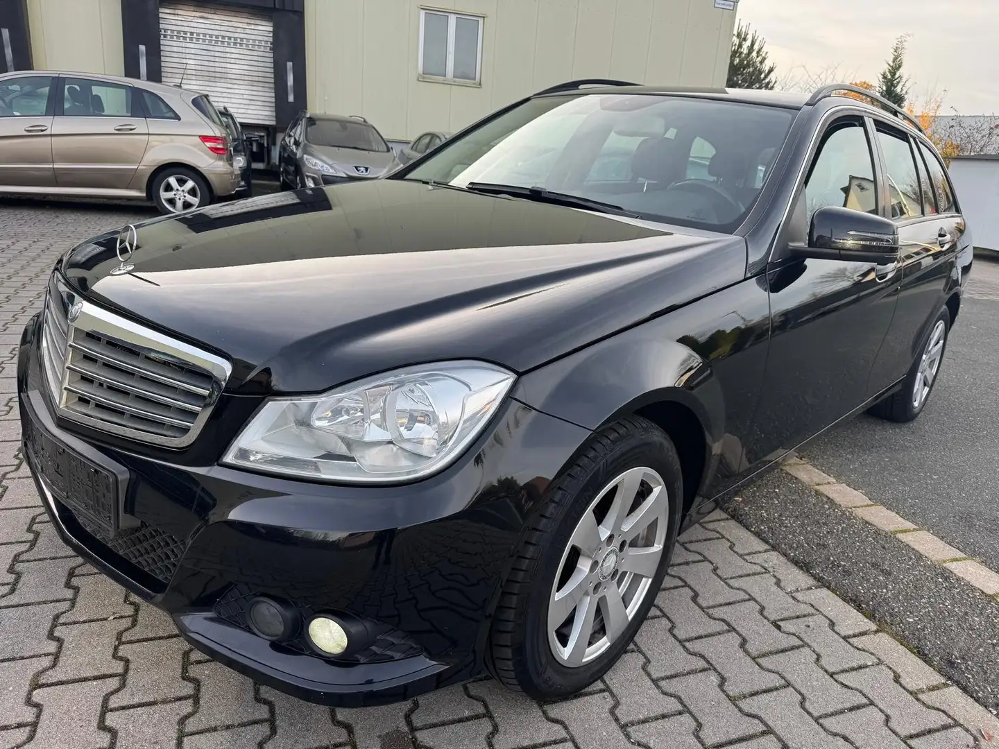 Mercedes-Benz C 180 C 180 T CDI BlueEfficiency (204.200) Schwarz - 2