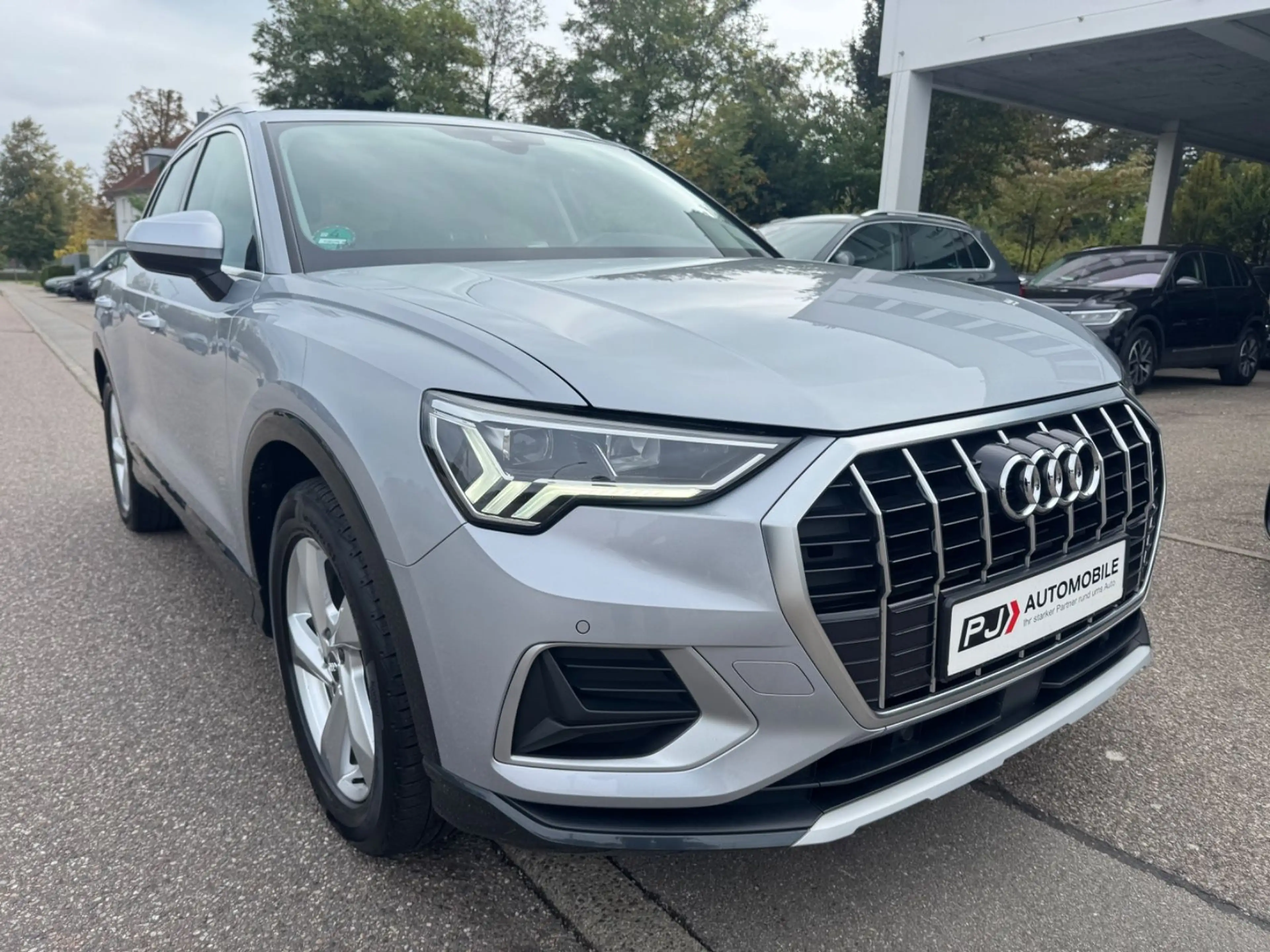 Audi Q3 35 TDI advanced Navi LED Virtual Kamera BliSp — photo 8