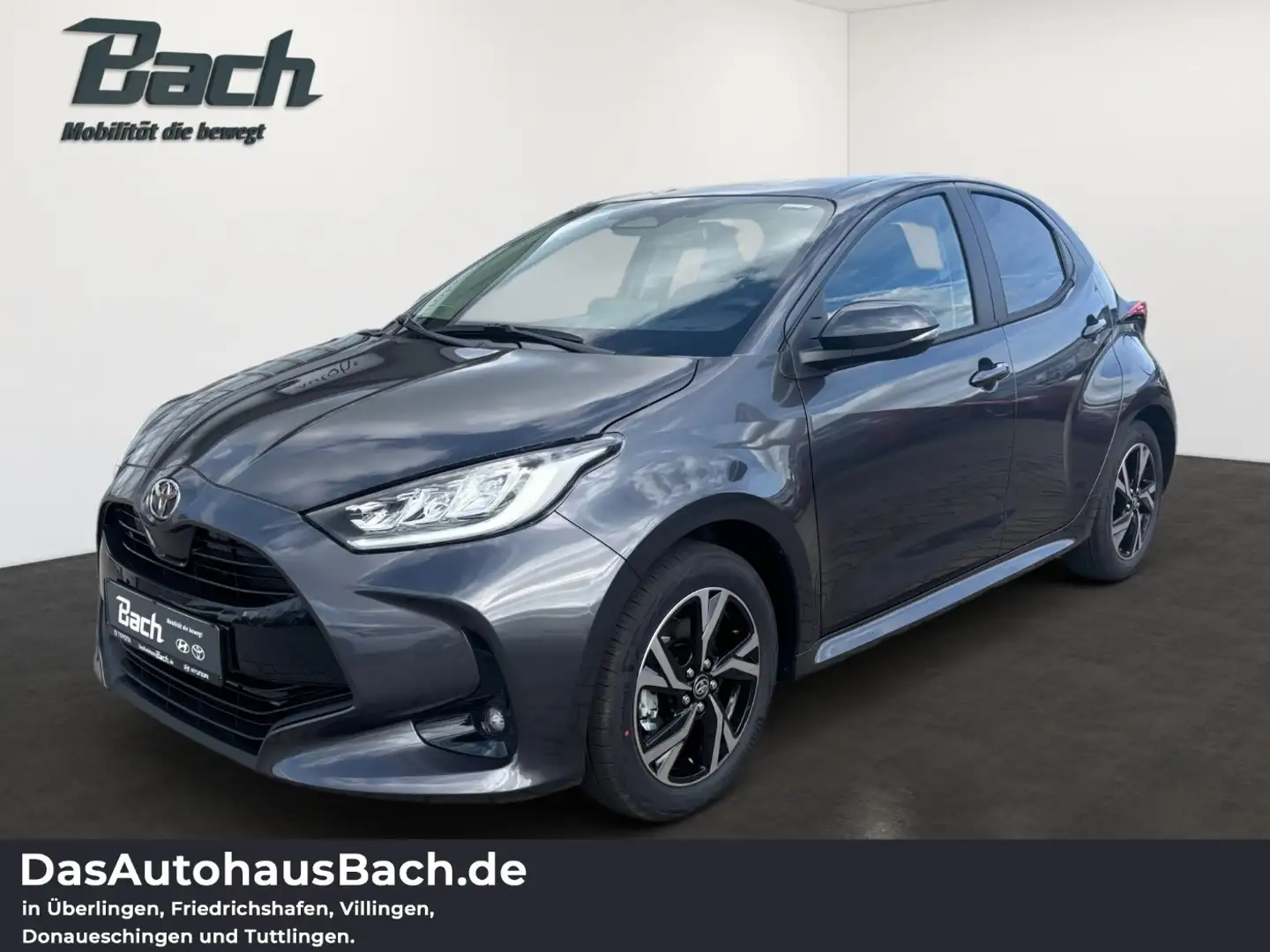 Toyota Yaris 1.5 Hybrid Teamplayer mit Comfort-Paket Grau - 1