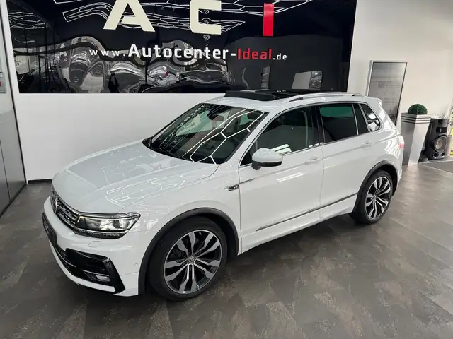 Volkswagen Tiguan view 2
