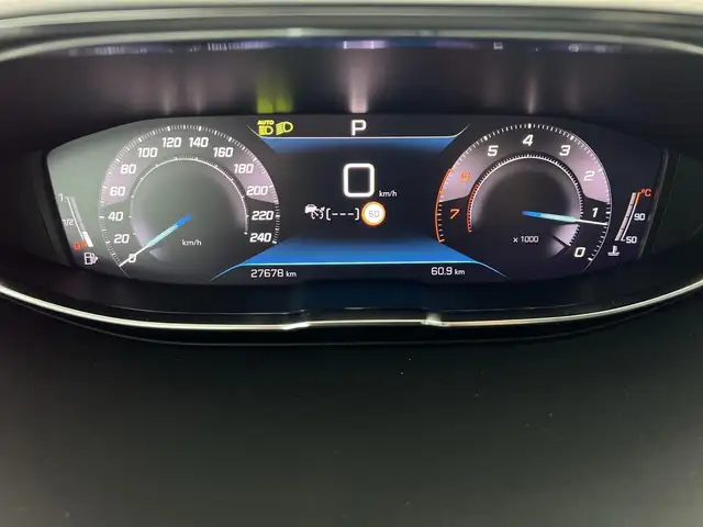 Peugeot 3008 view 11