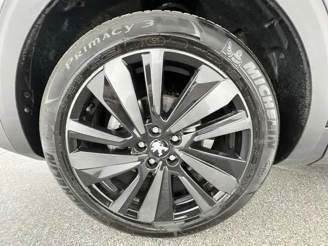 Peugeot 3008 view 6