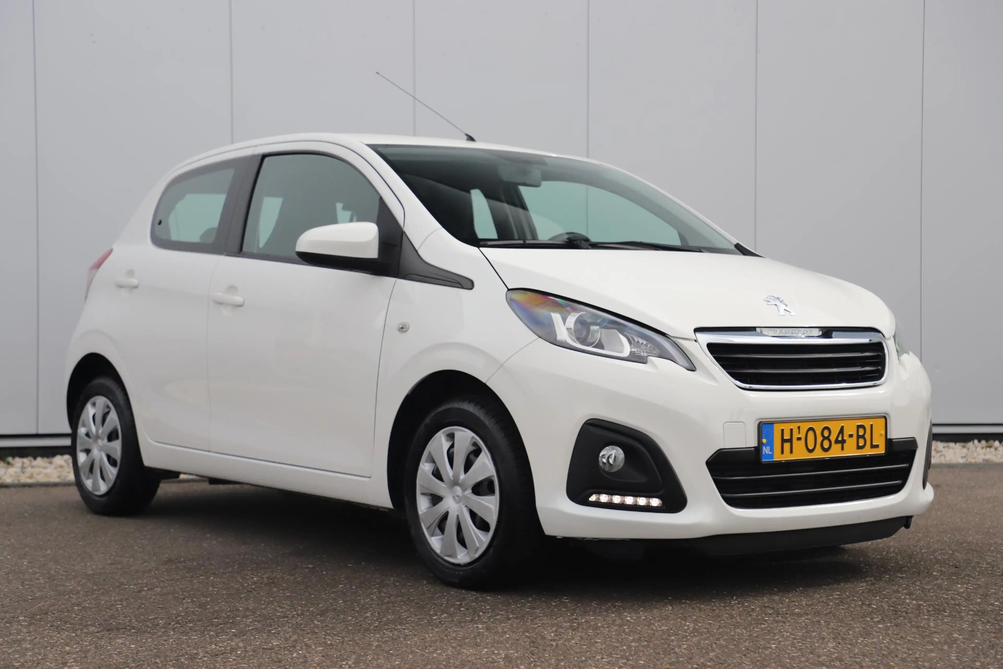 Peugeot 108 1.0 e-VTi Active Airco Radio Bluetooth Elektrische — photo 3