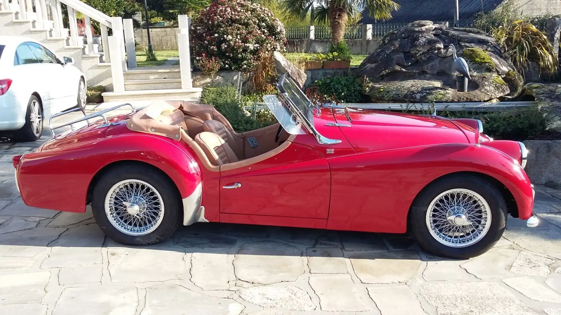 Triumph TR3 TR3 - B Červená - 2
