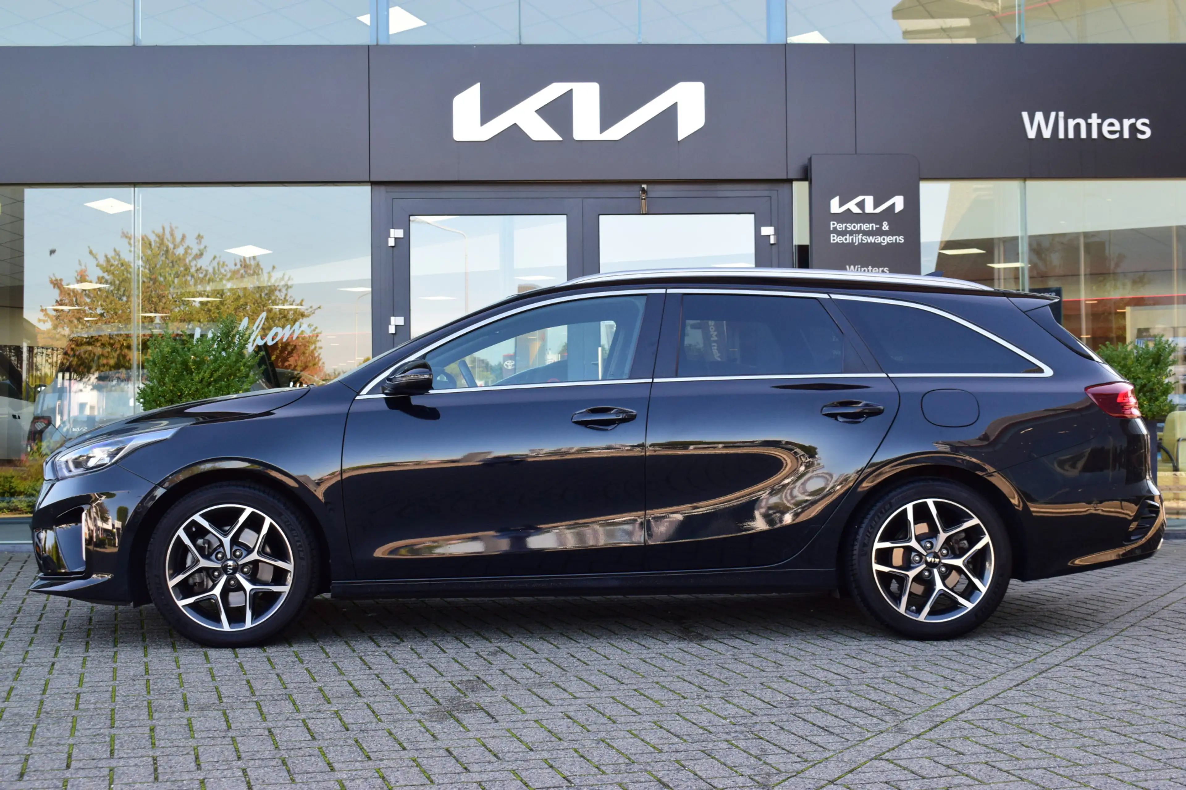 Kia Ceed SW / cee'd SW Sportswagon 1.5 T-GDi MHEV GT-Line Edition | Trekh — photo 25