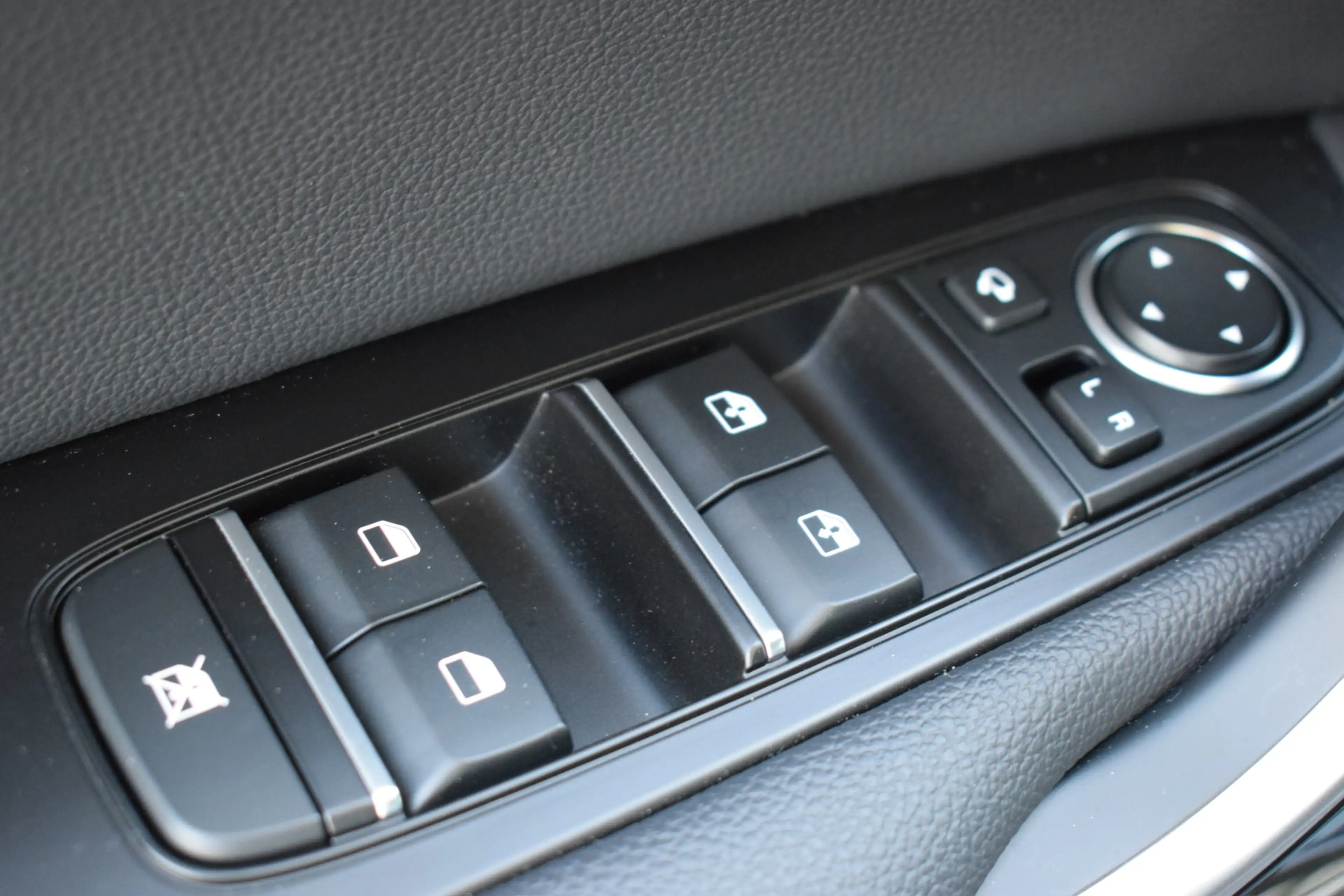 Kia Ceed SW / cee'd SW Sportswagon 1.5 T-GDi MHEV GT-Line Edition | Trekh — photo 13