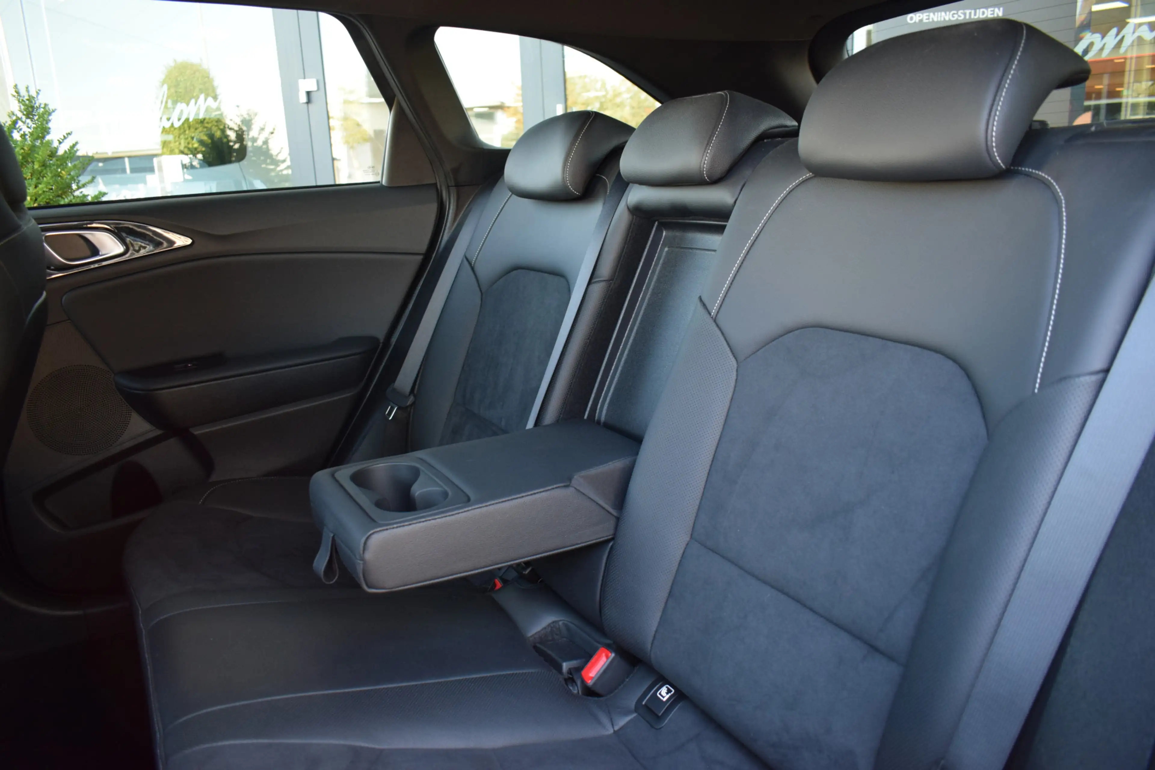 Kia Ceed SW / cee'd SW Sportswagon 1.5 T-GDi MHEV GT-Line Edition | Trekh — photo 9