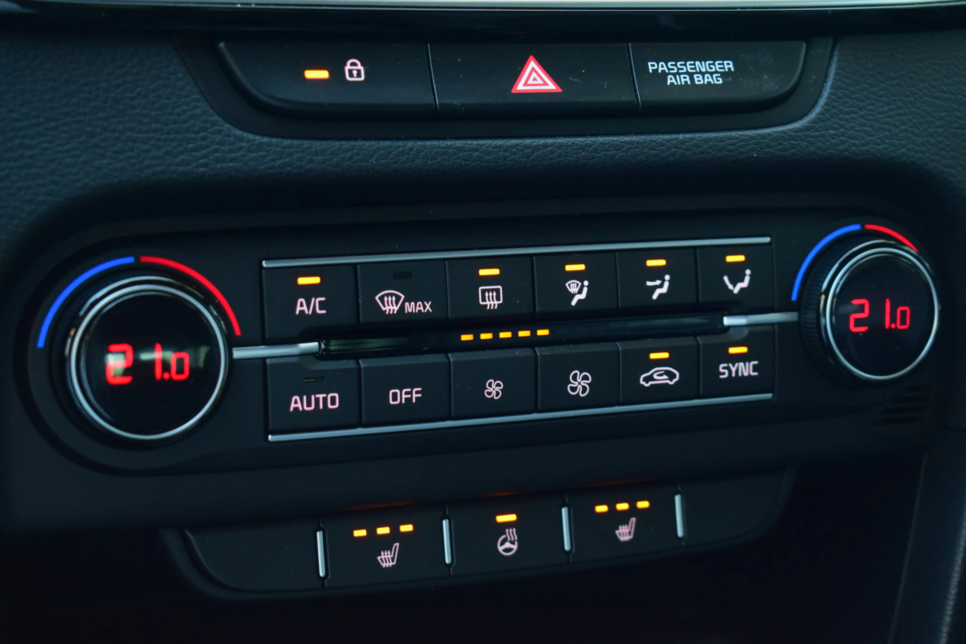 Kia Ceed SW / cee'd SW Sportswagon 1.5 T-GDi MHEV GT-Line Edition | Trekh — photo 21