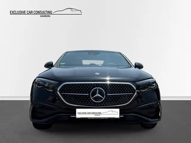 Mercedes-Benz E-Class view 2