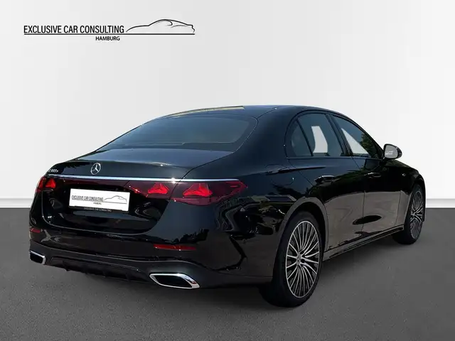 Mercedes-Benz E-Class view 6