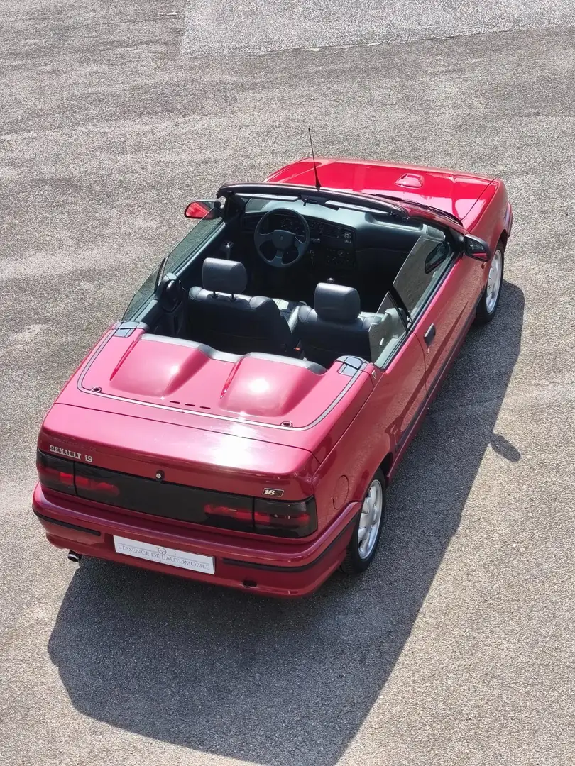 Renault R 19 19 Cabriolet 1.8i 16V Rouge - 2