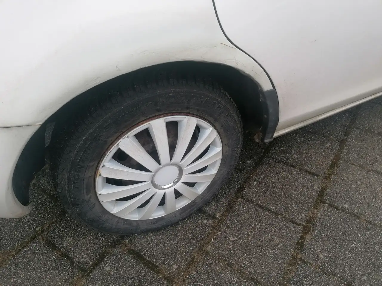 Mazda 323