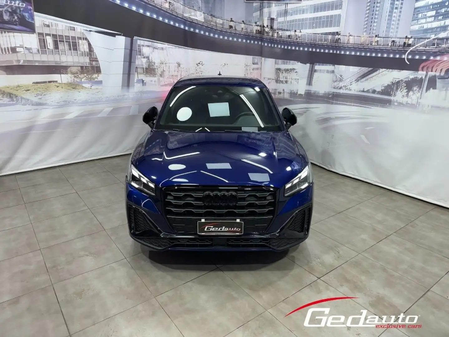 Audi Q2 35 TDI S tronic S line BLACK EDITION MATRIX LED Bleu - 2