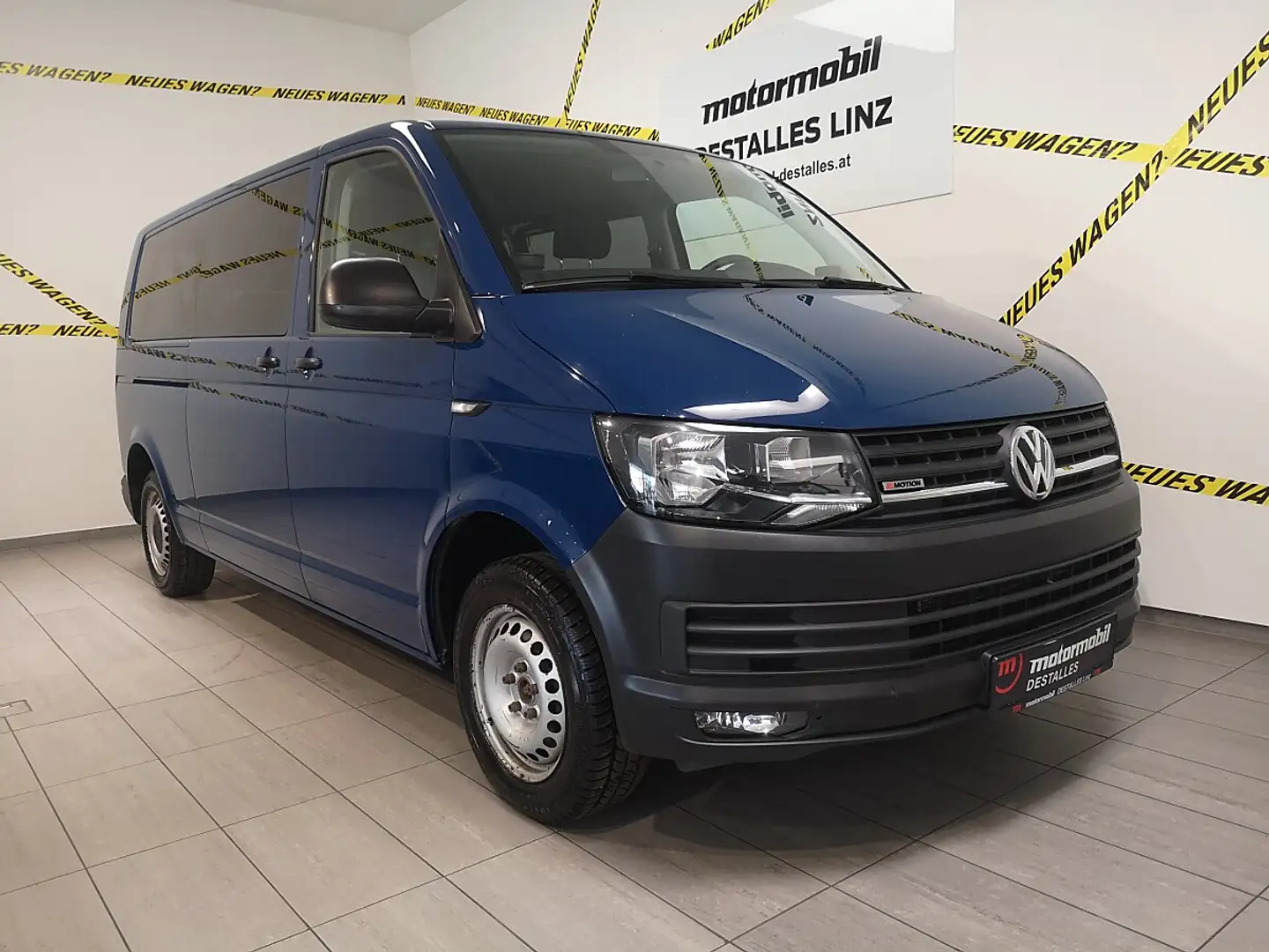 Volkswagen T6 Kombi LR 2,0 TDI 4Motion BMT Azul - 1