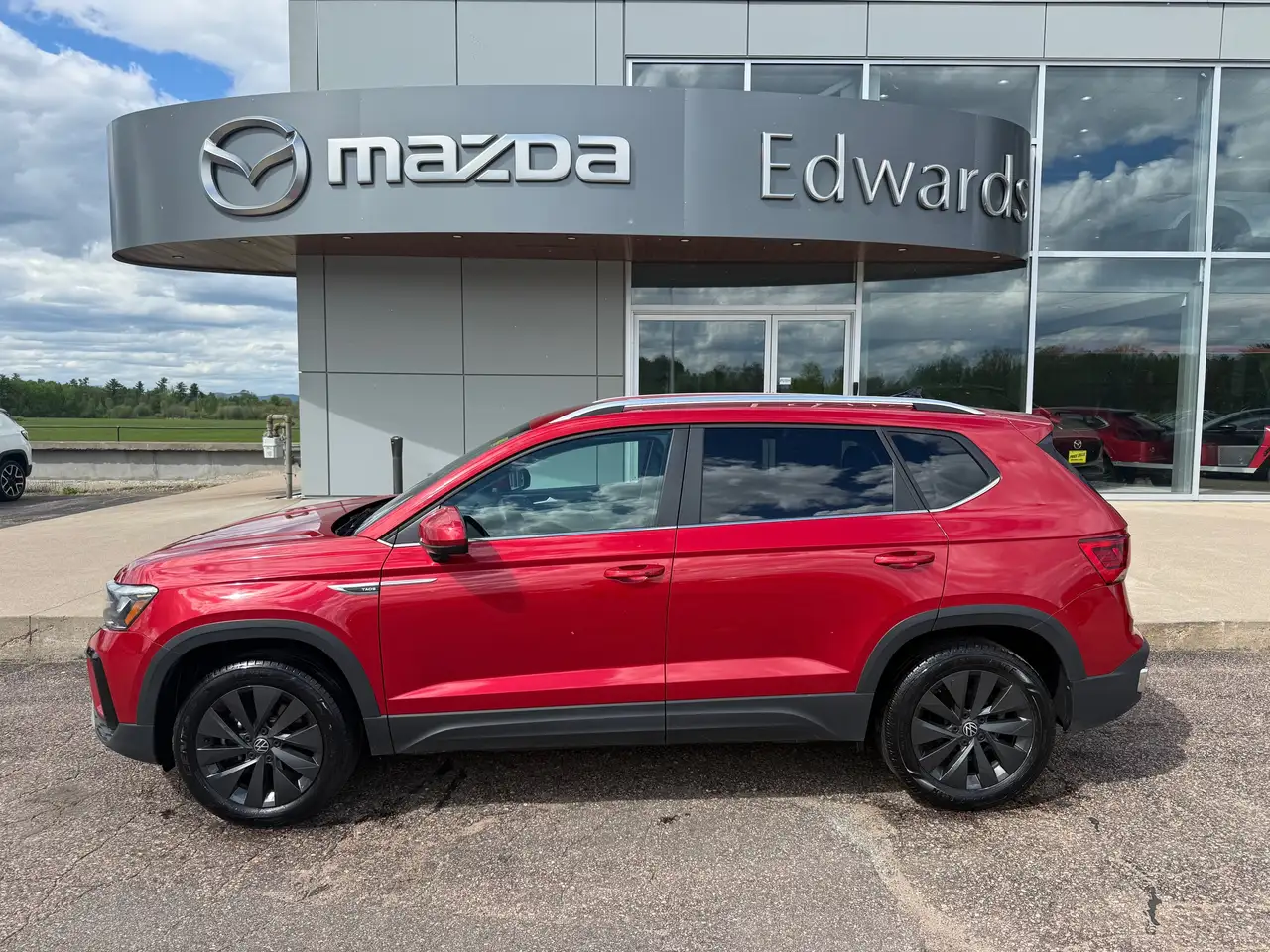 2024 Volkswagen Taos