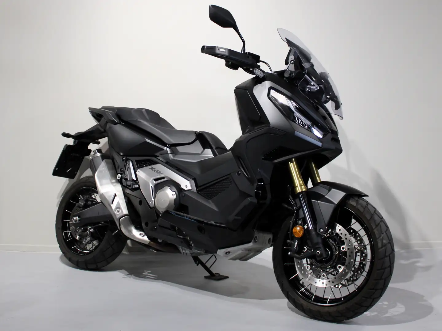 Honda X-ADV - 2