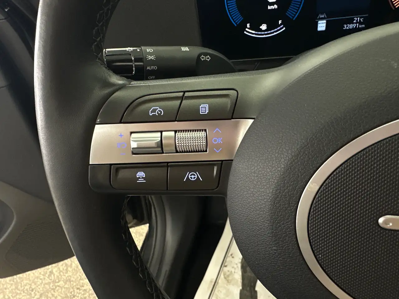 Hyundai KONA снимка Hyundai KONA