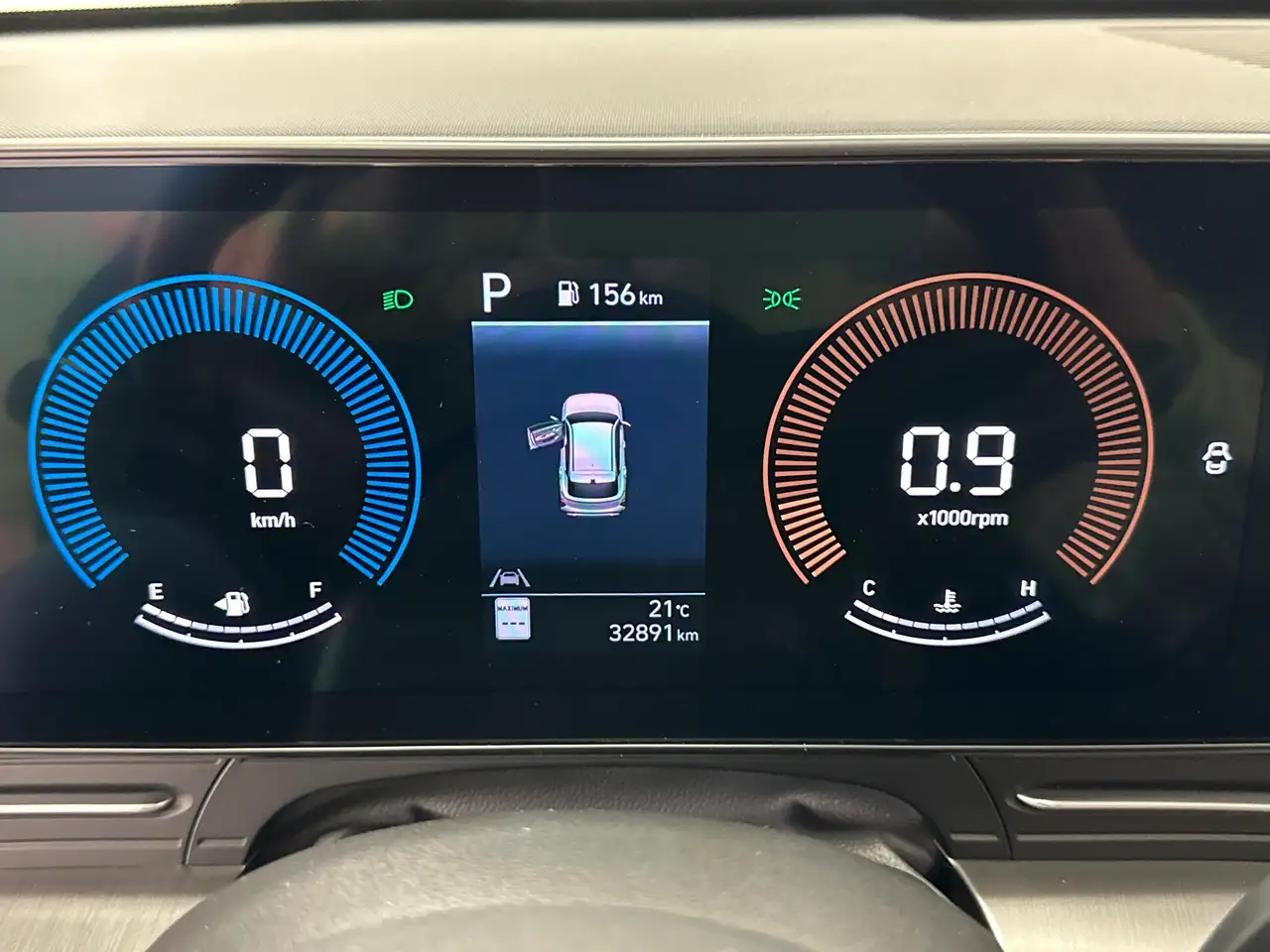 Hyundai KONA снимка Hyundai KONA