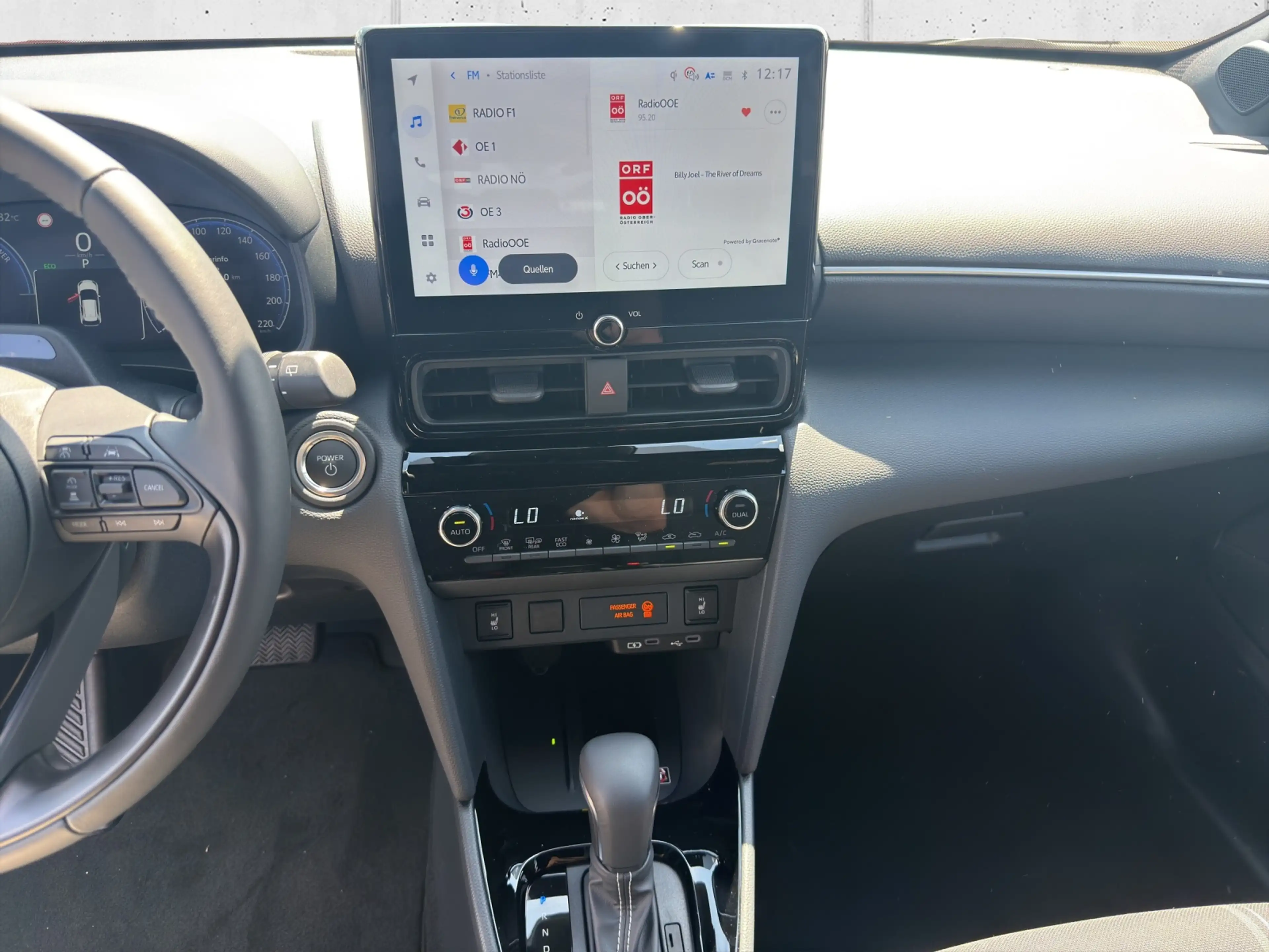 Toyota Yaris Cross HYBRID 2WD Style Advanced Safety Paket 5t. — photo 3