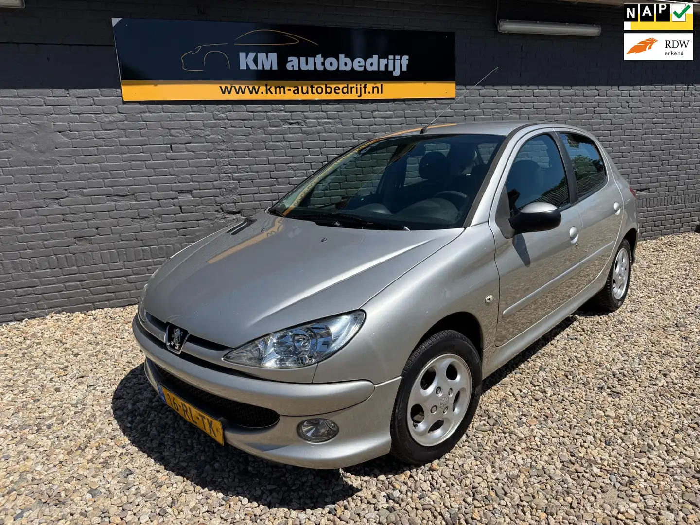 Peugeot 206 1.4 Air-line 2*Airco*NieuweApk* Grijs - 1