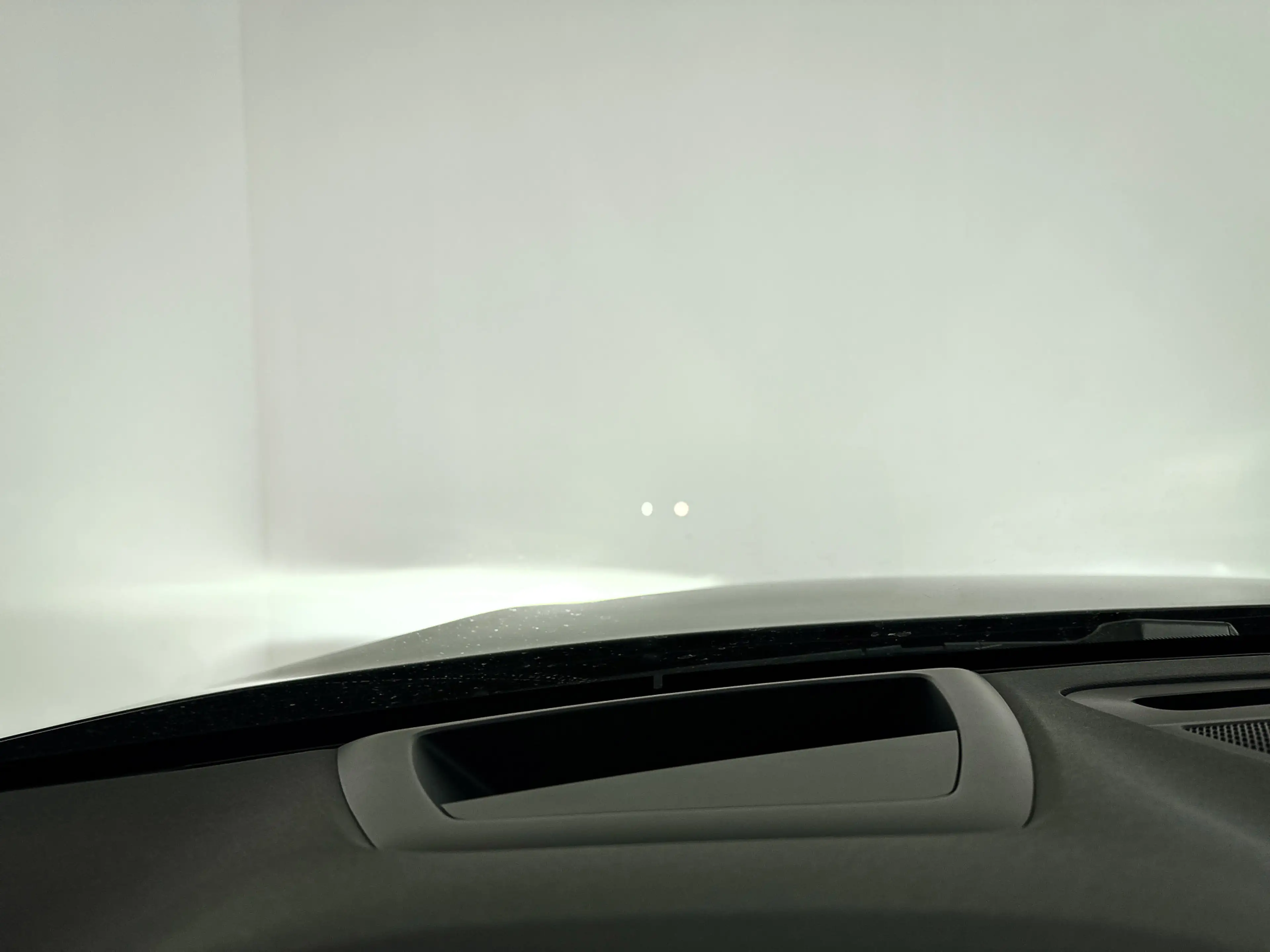 Volvo V60 T8 Plug-in hybrid AWD Plus Dark | SOH 100% | Panor — photo 21