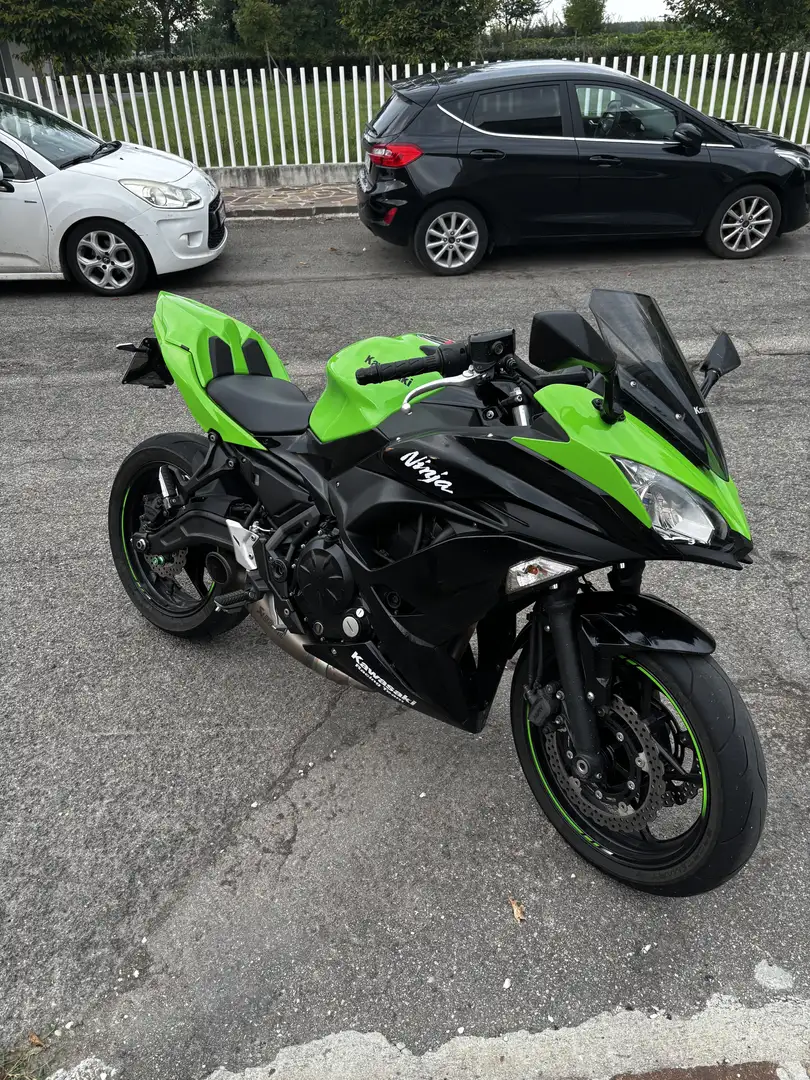 Kawasaki Ninja 650 KRT edition - 1