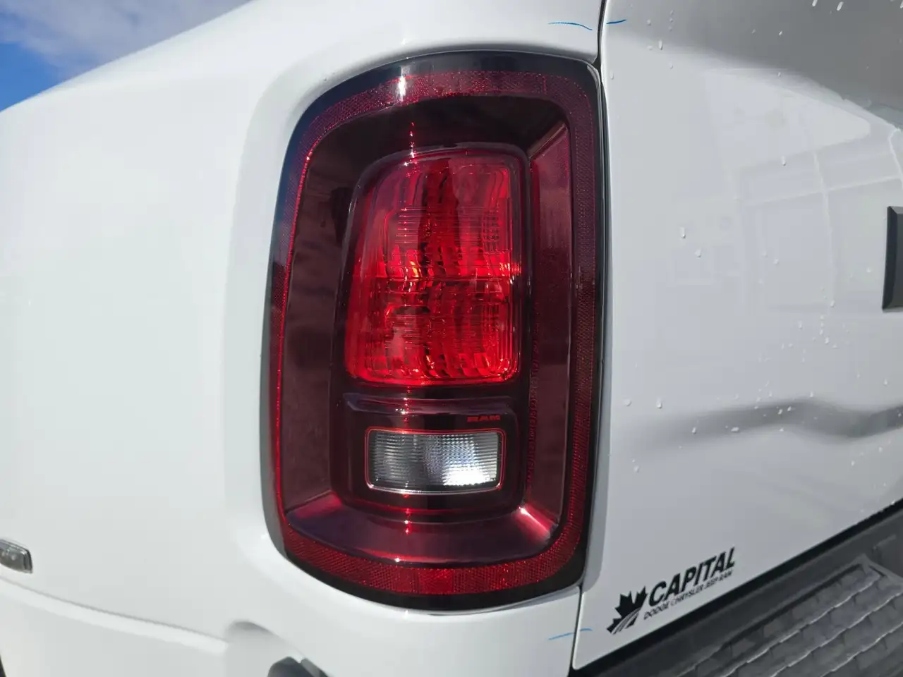 RAM 3500 снимка RAM 3500