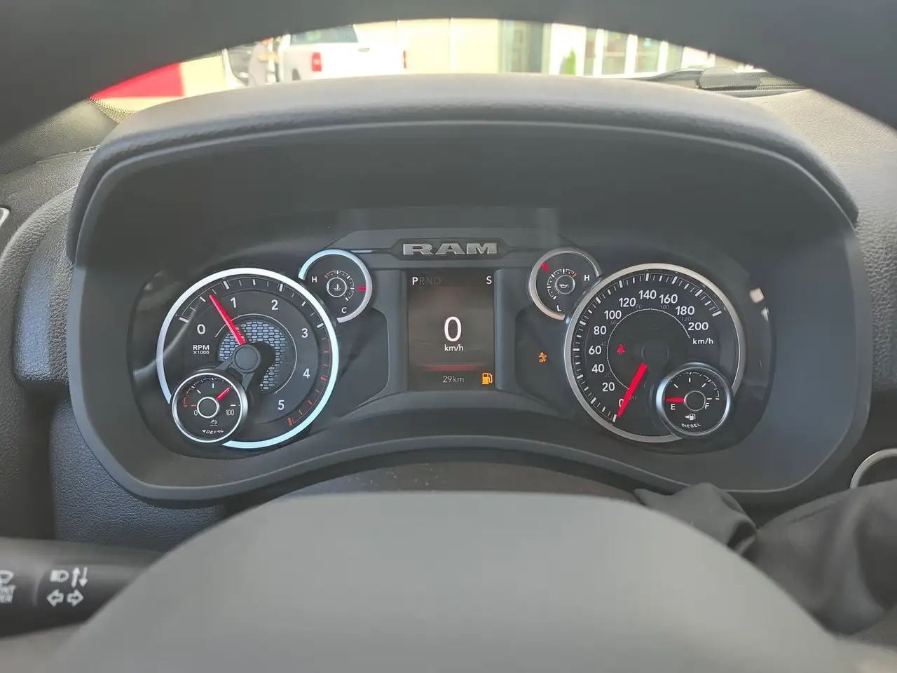 RAM 3500 снимка RAM 3500