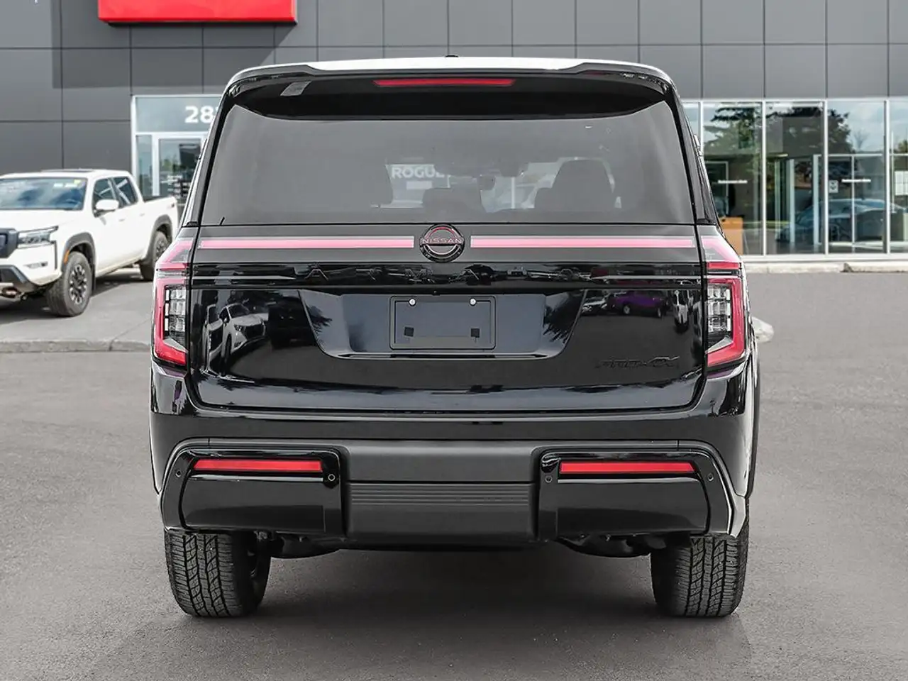 Nissan Armada снимка Nissan Armada