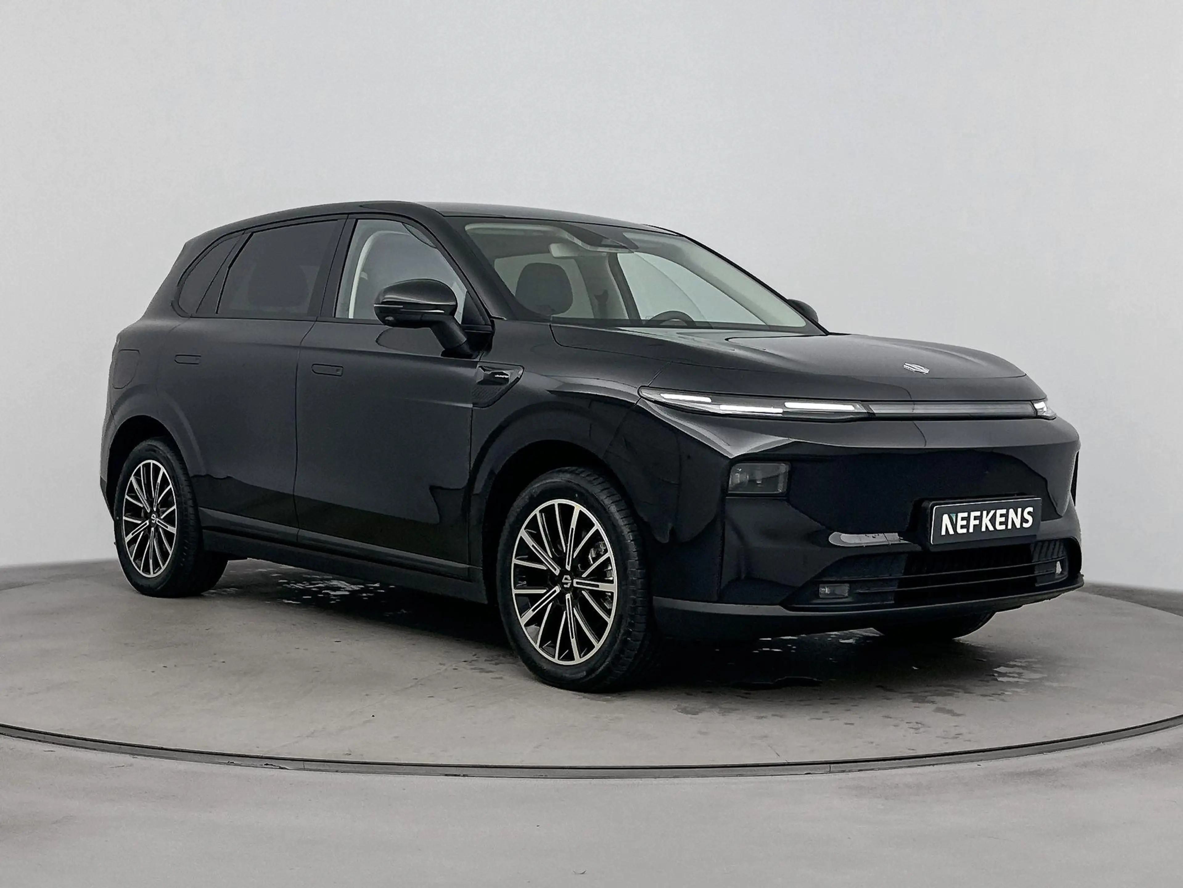 Leapmotor B10 Design Hybrid EV 18.8 kWh | Stoel/Stuur Verwarming — photo 9