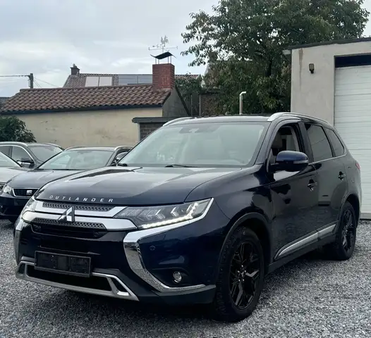 Mitsubishi Outlander Outlander 2.0i 4WD Instyle 7S CVT