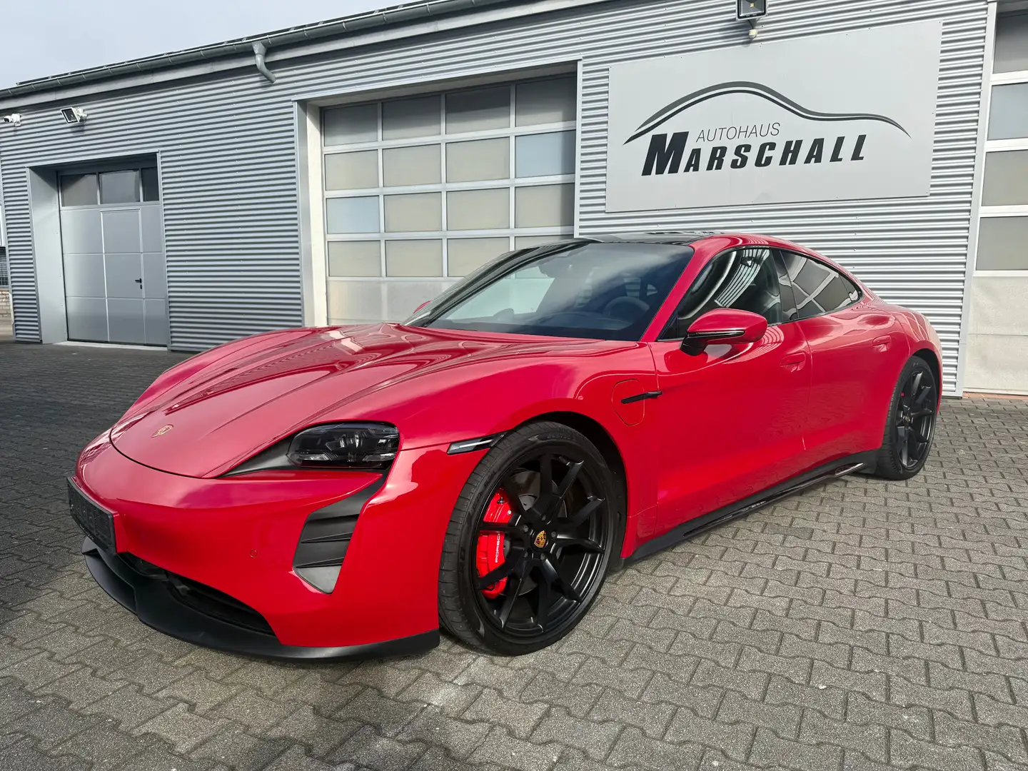 Porsche Taycan GTS HeadUp Bose Panorama 21" RS Kamera Carbon Piros - 1