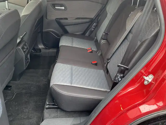 Nissan X-Trail view 10