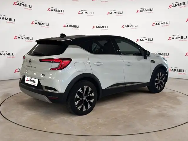 Renault Captur view 4